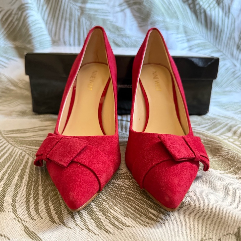 Nine West Red Heels with Bow - NE7Scarlett